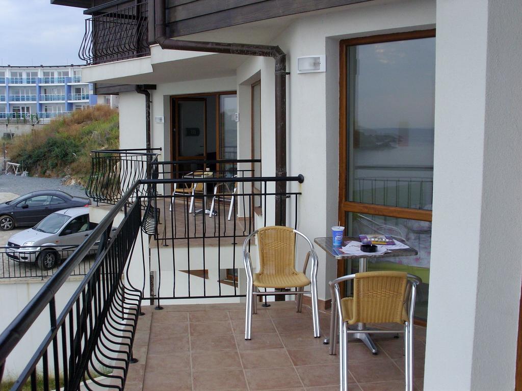 Apartment Slantse 소조폴 객실 사진